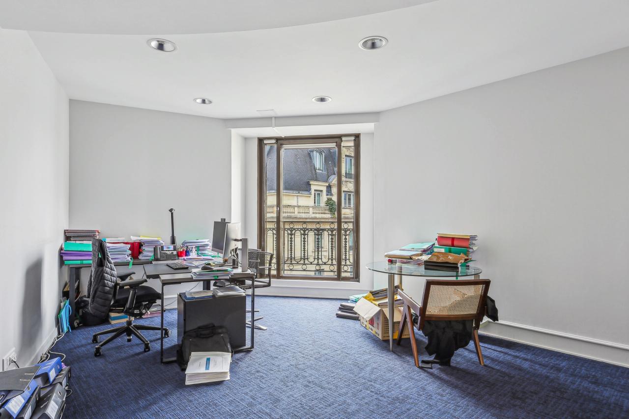 Bureau Paris 1106m² Location bureau Paris OLBUR2427450 6